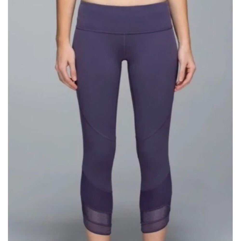 LULULEMON Size 4 Emerge Renewed Nightfall Purple Dot Tight Legging Mesh Hem EUC